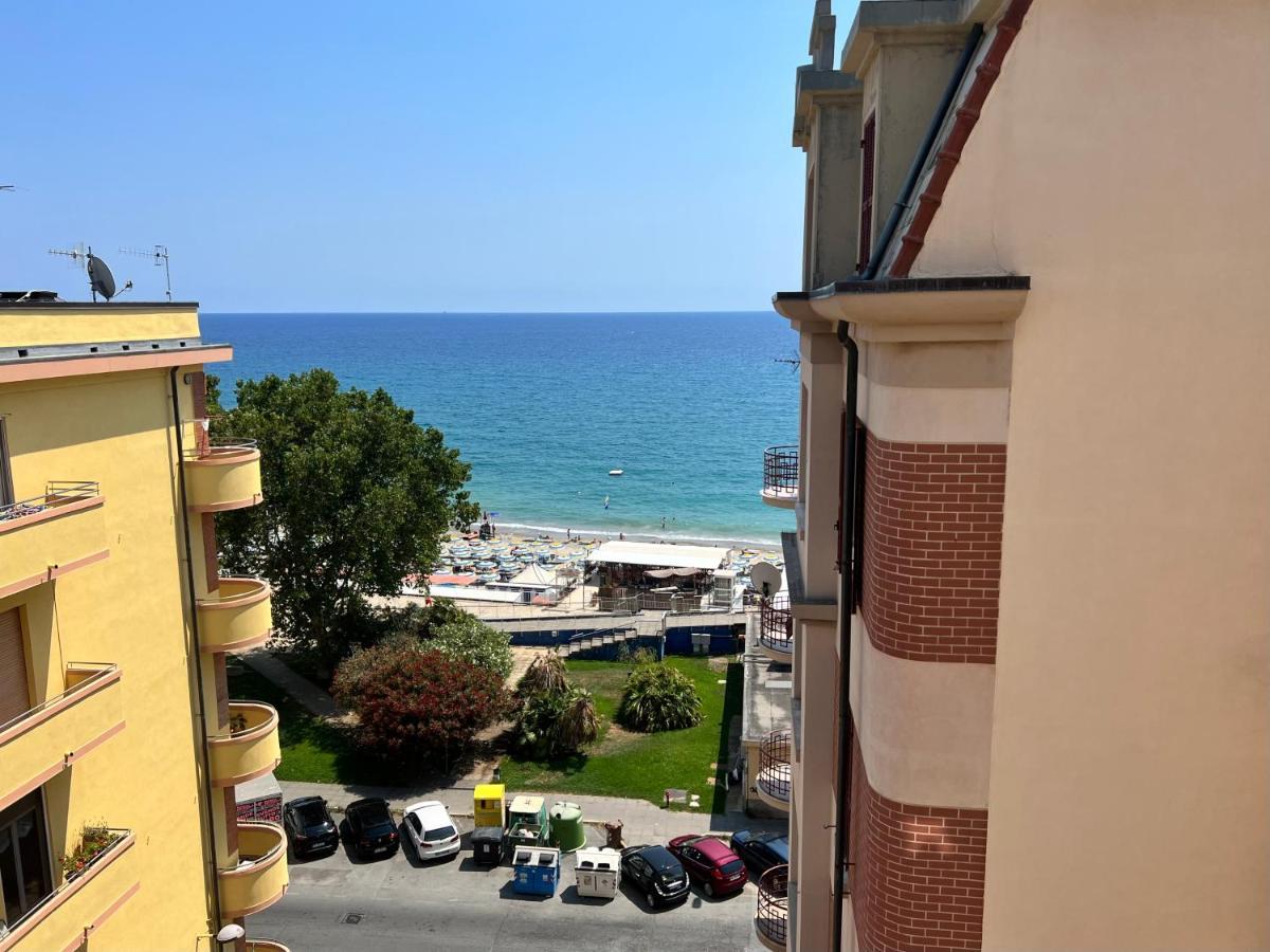 Don Pedro Beach House Savona Ngoại thất bức ảnh